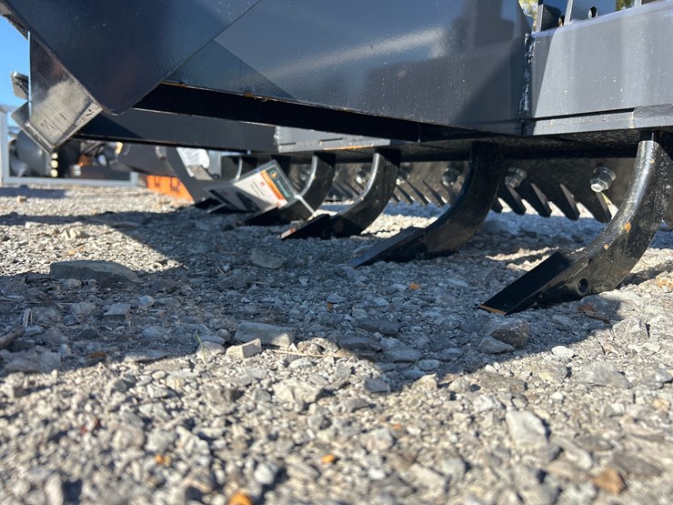 #72-•-6-shank-skid-steer-ripper-image-3