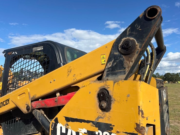 2018-caterpillar-289d-image-19