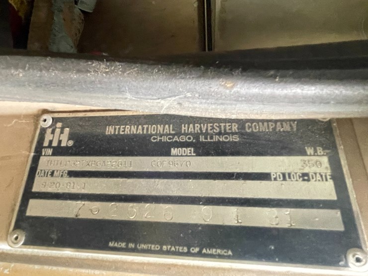#4485-•-1981-international-cof-9670-grain-truck-(no-title)-image-50