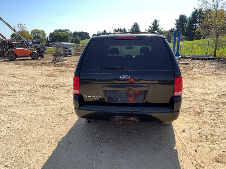 2004-ford-explorer-image-6