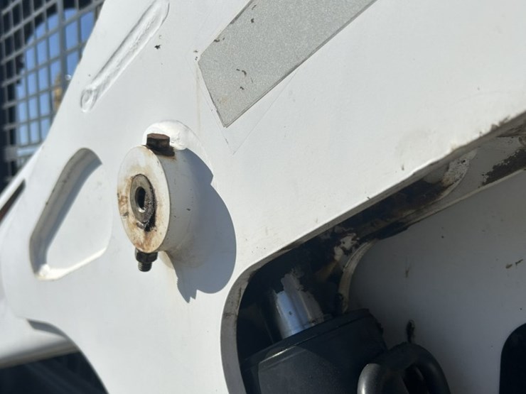 2019-bobcat-t650-image-22