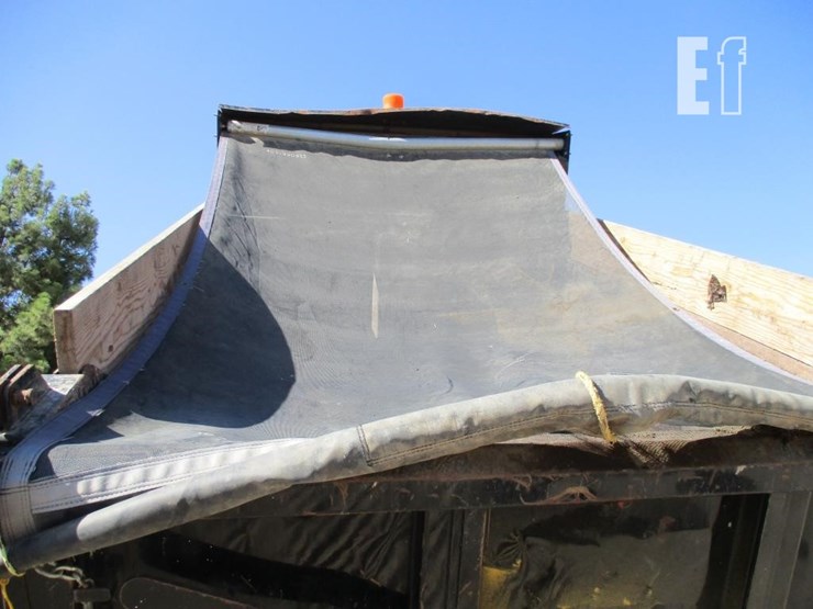 2011-international-durastar-4300-image-17