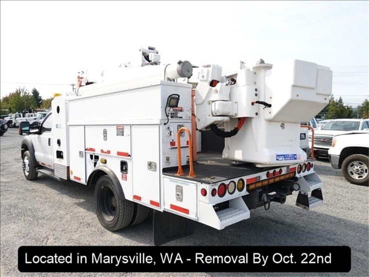 2014-ford-f550-image-24
