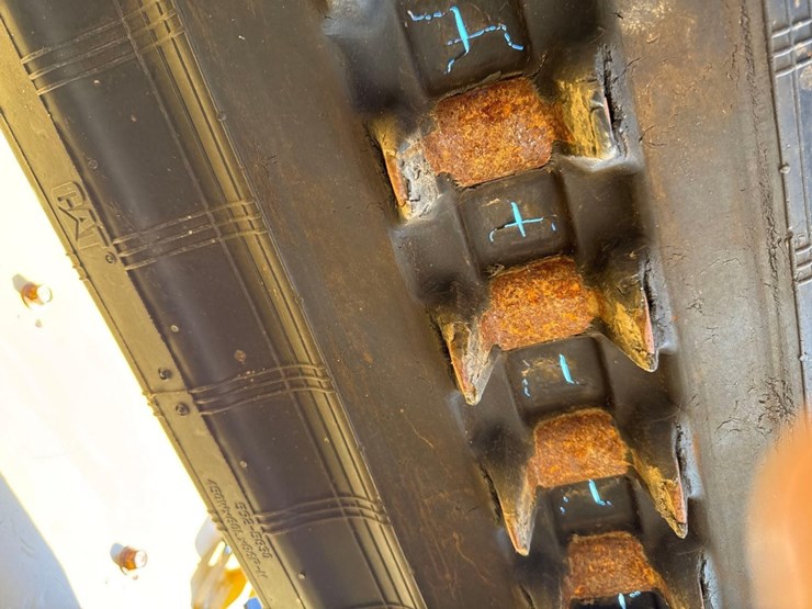 2019-caterpillar-299d2-image-16
