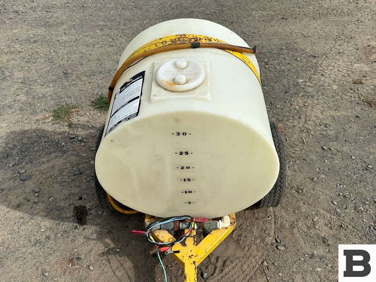 35-gallon-poly-tank-sprayer-image-7