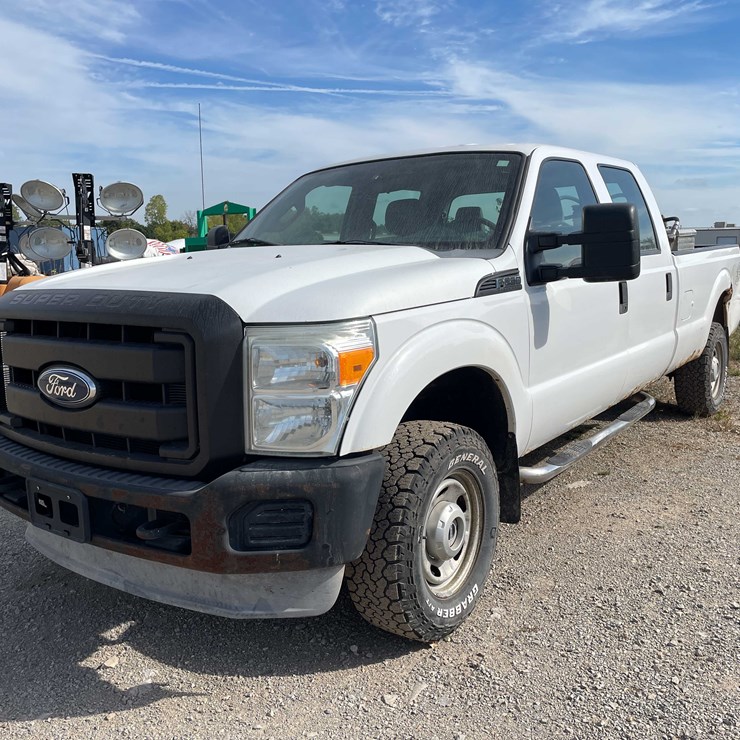 2011 FORD F250 XL