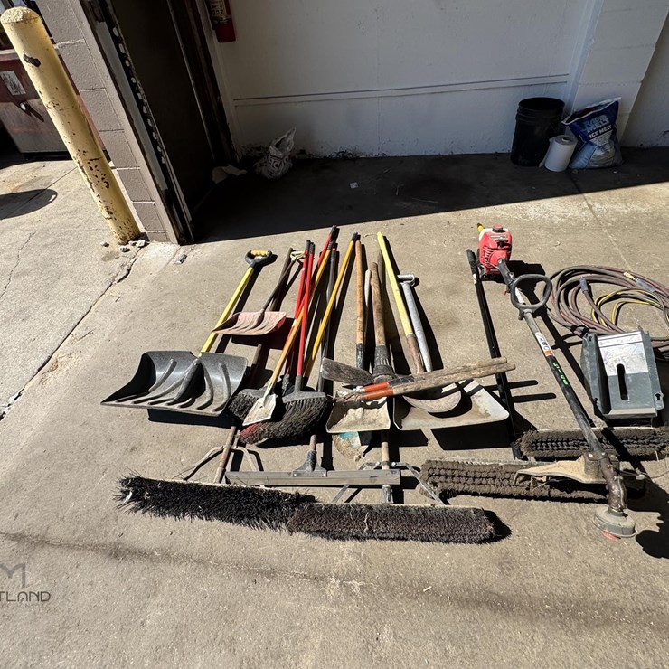 LOT OF SHOP & YARD TOOLS LOT OF SHOP & YARD TOOLS