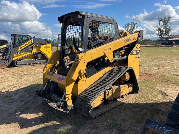 2017-caterpillar-249d-image-1