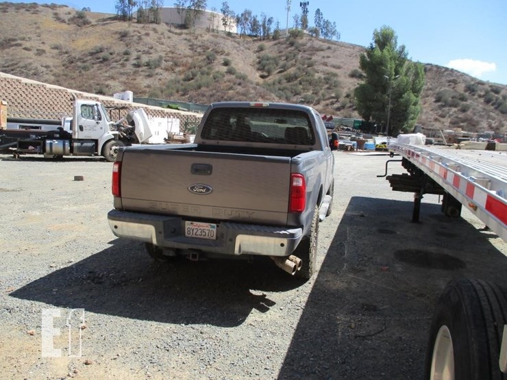 2010-ford-f250-image-4