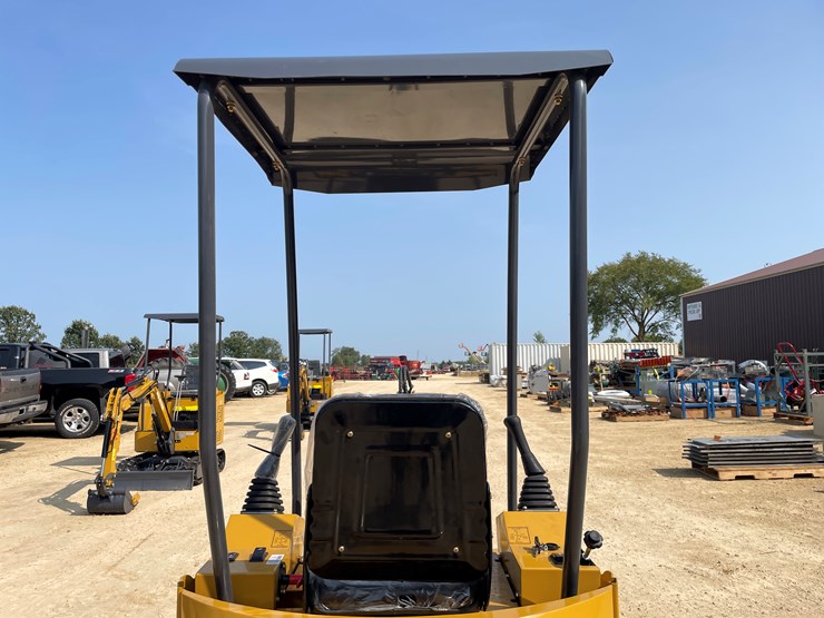 #211-•-new-rt15r-mini-excavator-image-14
