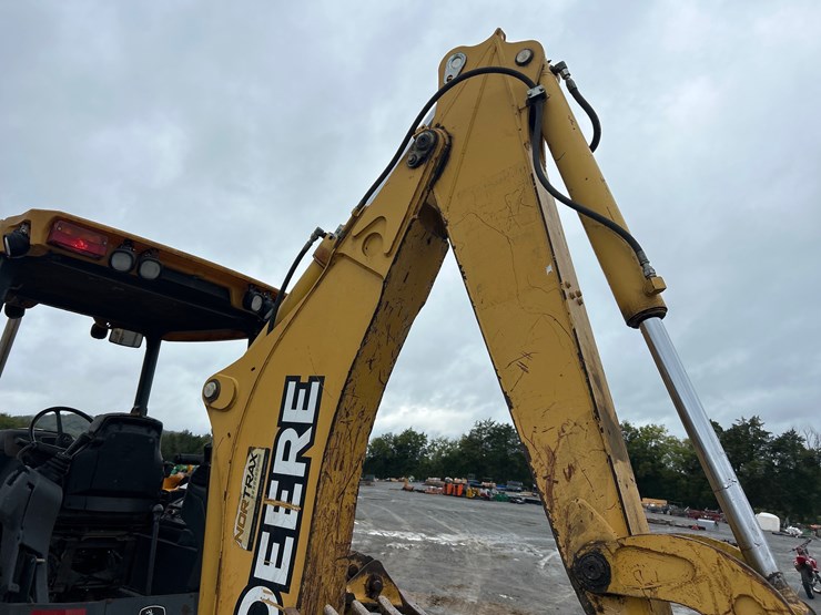 deere-310sg-image-13