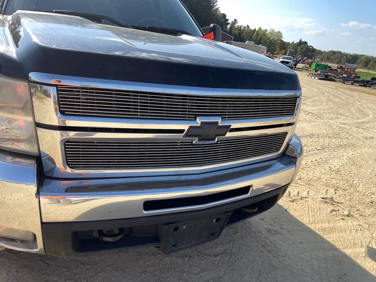 2008-chevrolet-silverado-image-15