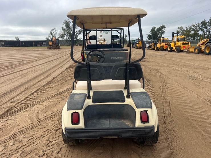 clubcar-gas-golf-cart-image-3