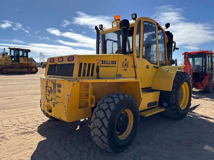 2020-sellick-s80j4e-2ps-rough-terrain-forklift-image-6