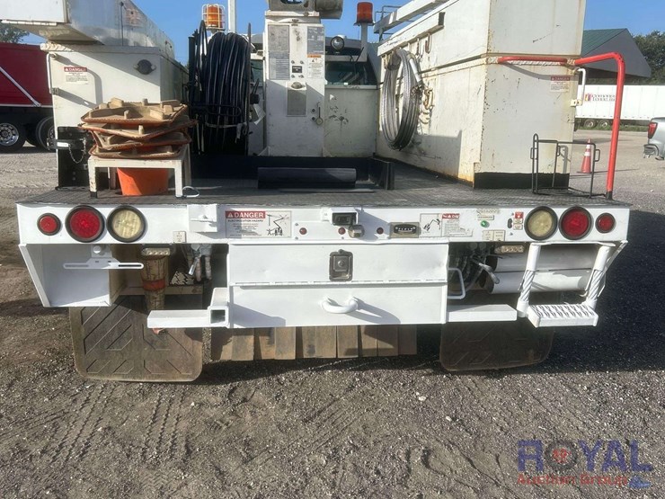 2014-ford-f550-image-24