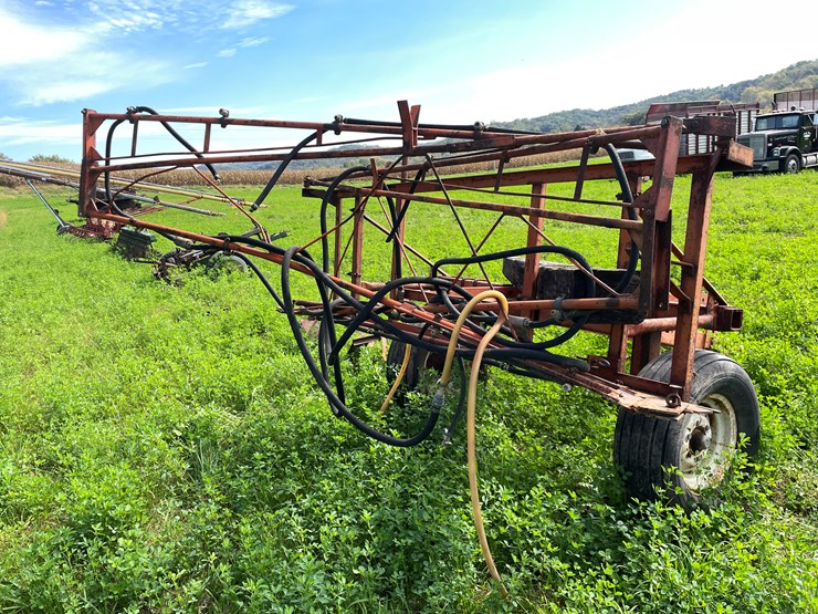 #4471-•-boom-sprayer-on-cart-image-5