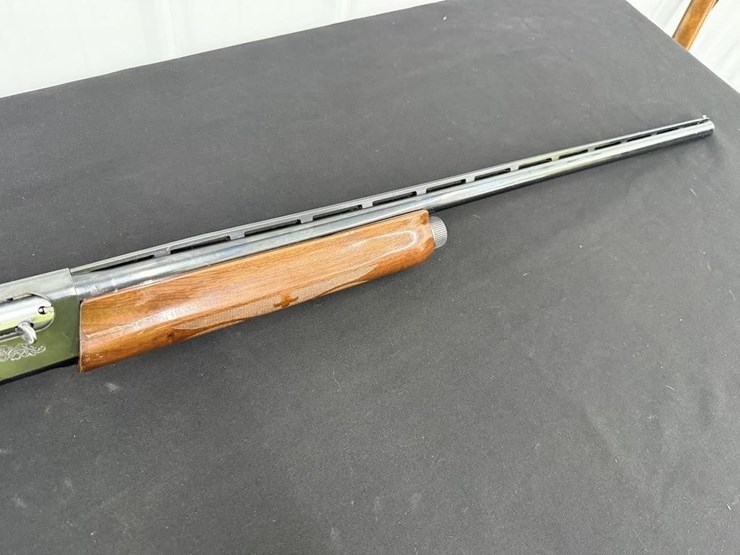 remington-1100-12-gauge-shotgun-image-3
