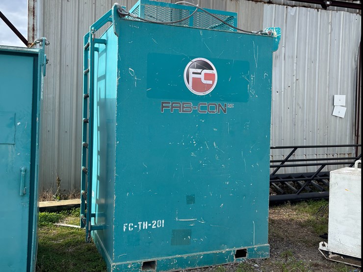 #135-•-6ft-x-6ft-aluminum-offshore-toolhouse-image-1