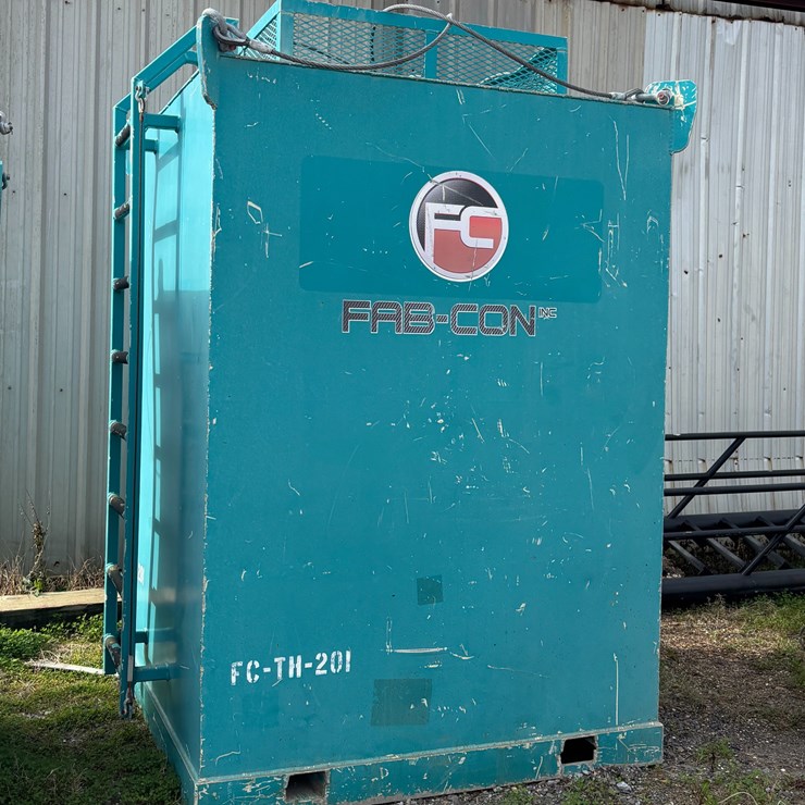 #135 • 6FT X 6FT ALUMINUM OFFSHORE TOOLHOUSE