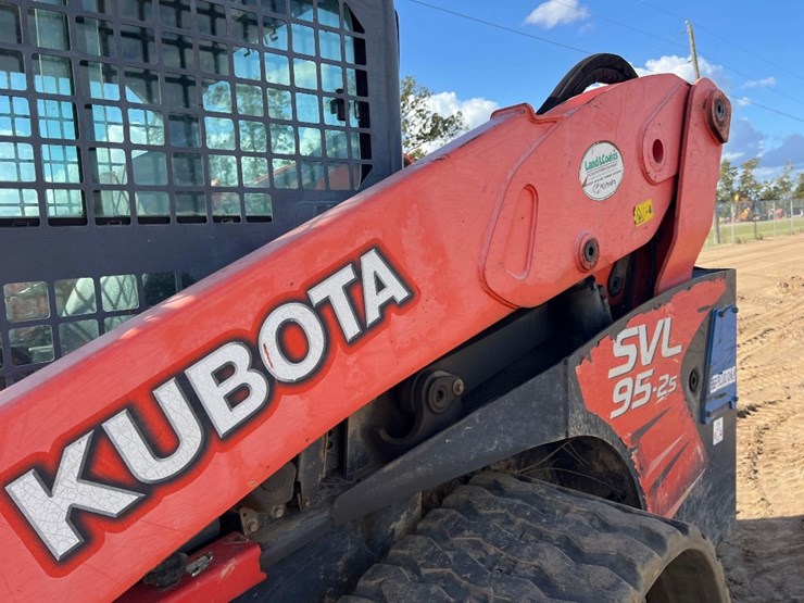 kubota-svl95-2s-image-18