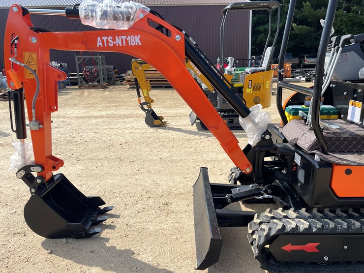 #204-•-new-nt18k-mini-excavator-image-10