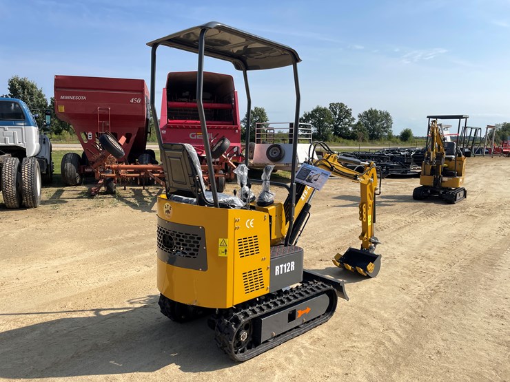 #208-•-new-rt12r-mini-excavator-image-5