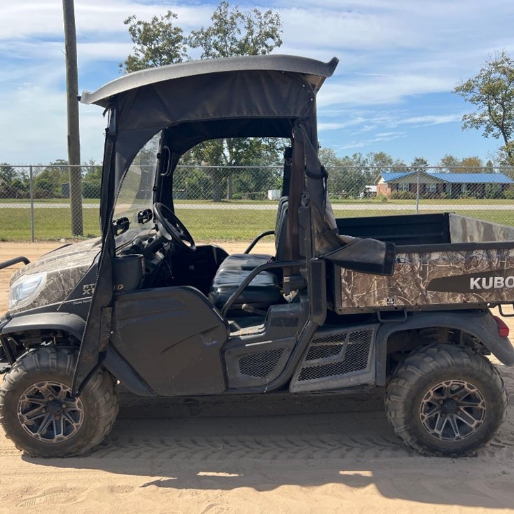 2017 KUBOTA RTV-X1120D