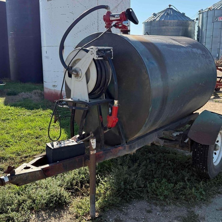 Fuel Service Tank
