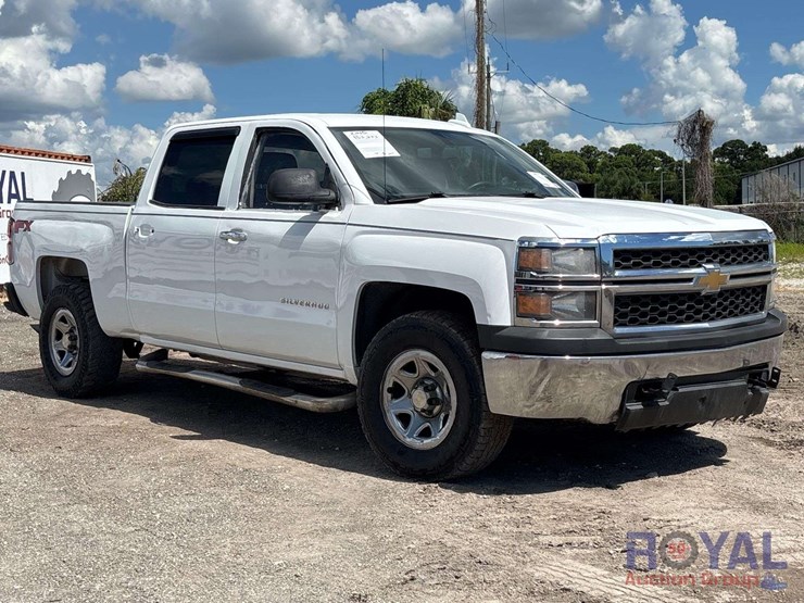 2015-chevrolet-silverado-1500-image-2