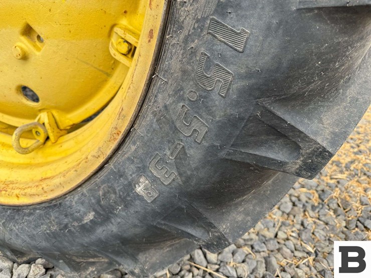 1976-john-deere-2640-image-30