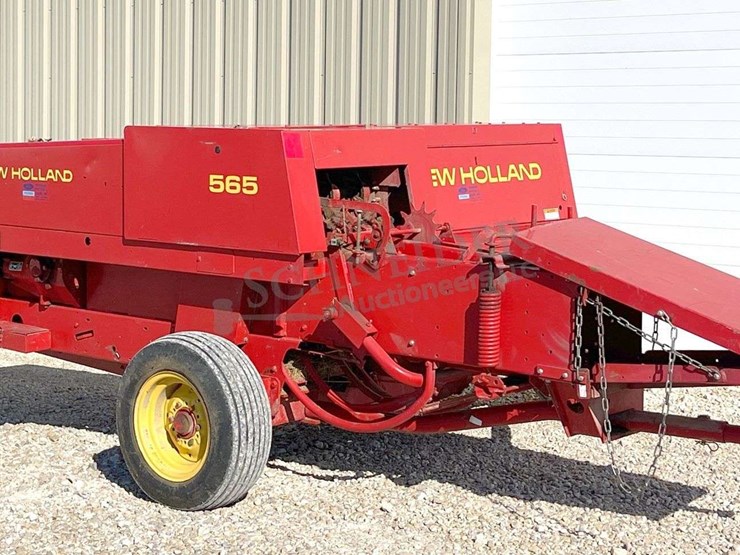 new-holland-565-image-6