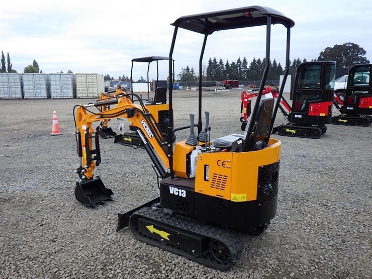2025-vicsec-vc13-hydraulic-excavator-image-2