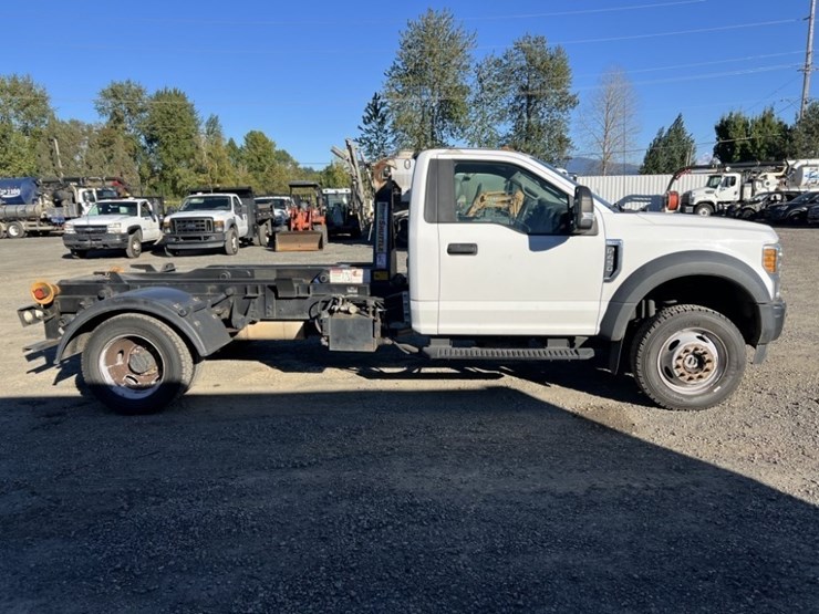 2017-ford-f450-image-3