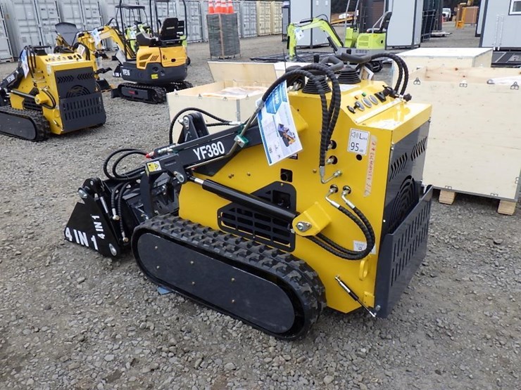 2025-infront-yf380-skid-steer-tracked-loader-image-2