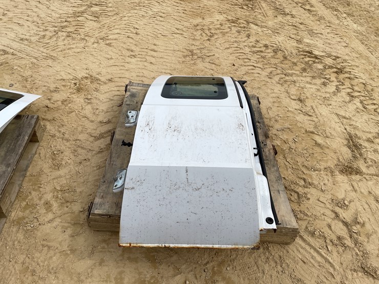 2011-ford-f250-image-23