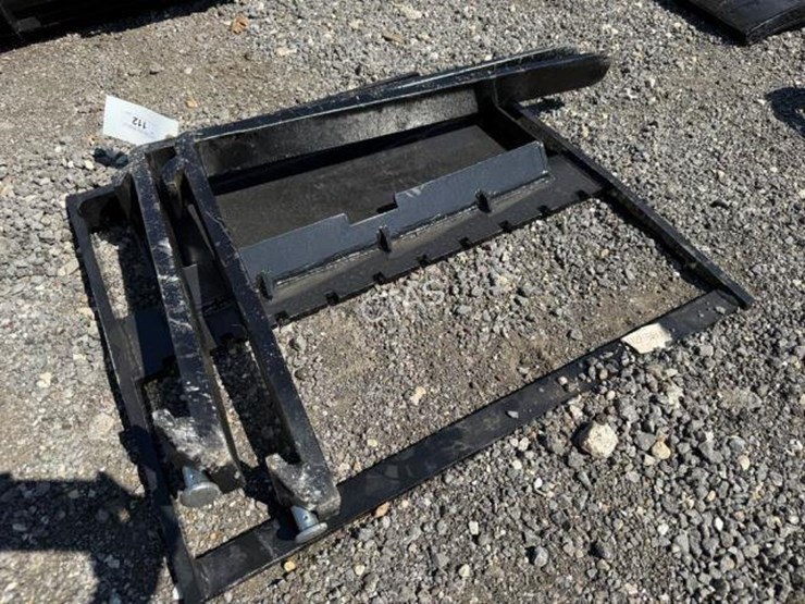 #112-•-mini-skid-steer-fork-lifts-image-2