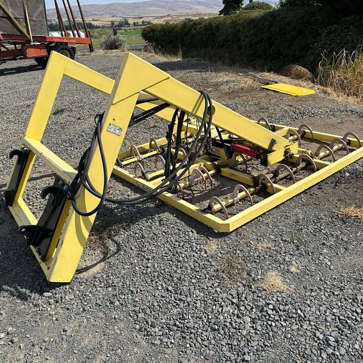 The Bale Handler TBH10AR Grapple