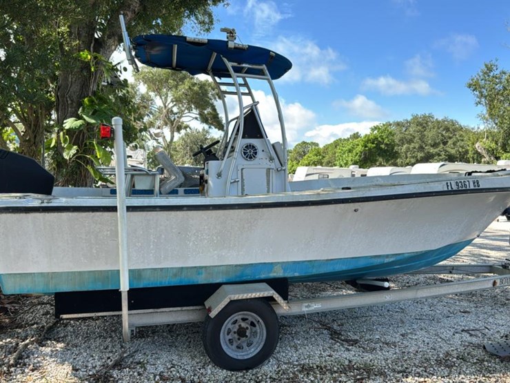 #116-•-1997-marine-fishing-boat-image-4