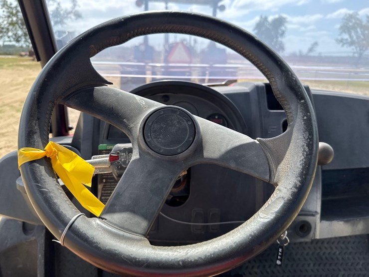 club-car-intell-trak-4x4-utv-image-21