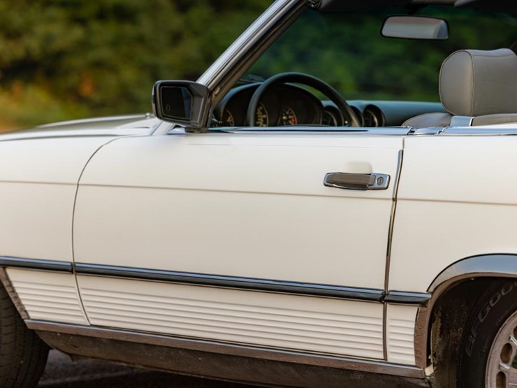 #2279-•-1988-mercedes-benz-500-class-560-sl-roadster-image-18
