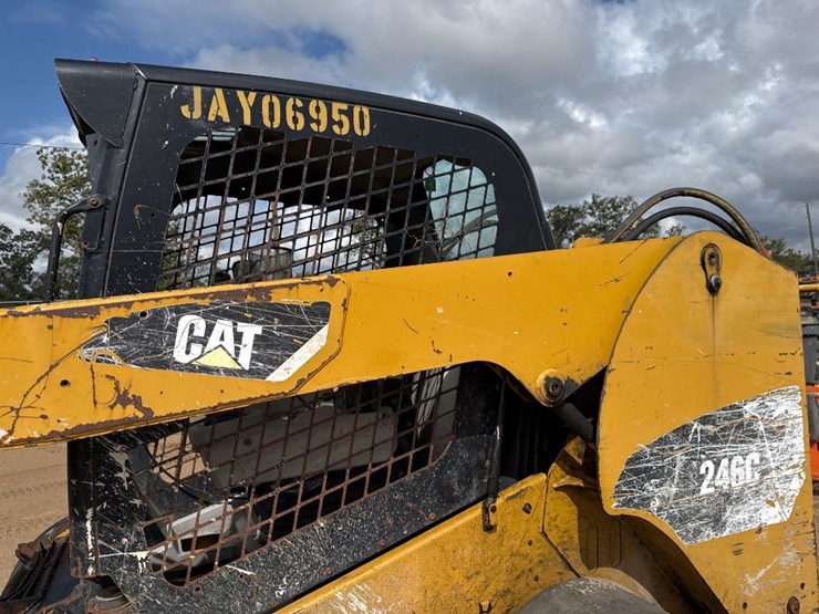2012-caterpillar-246c-image-17