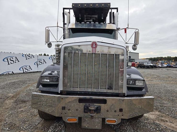 #1701-•-2013-kenworth-t800-log-truck-image-8