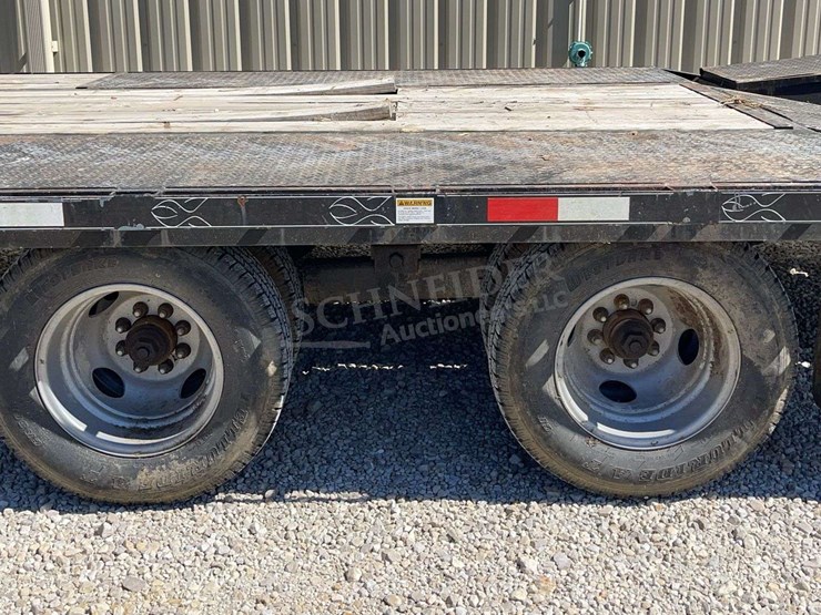 2007-load-master-27'-flatbed-gooseneck-trailer,-from-the-estate-of-dr.-ken-buchmann-image-24