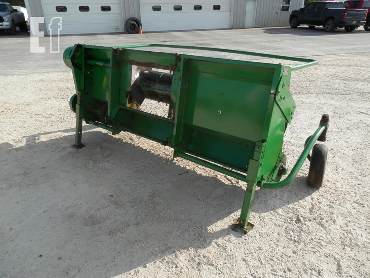 john-deere-5820-image-11