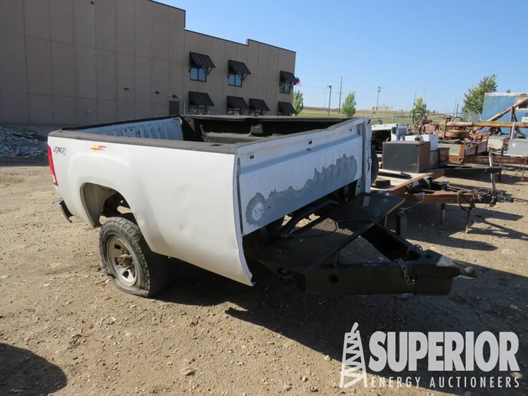 (5-56)-shopbuilt-6'w-x-8'6"l-s/a-truck-bed-trailer-image-1