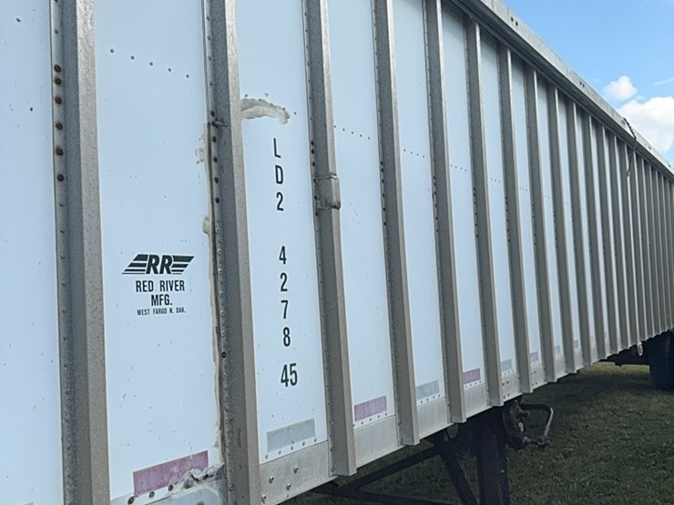 41’-rr-live-bottom-grain-trailer,-has-roll-tarp-image-19