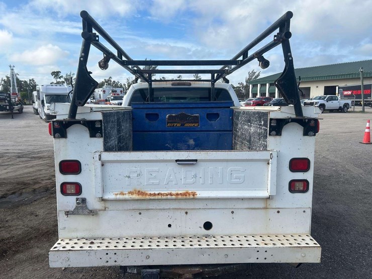 2011-ford-f250-image-30