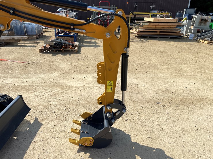 #207-•-new-rt12r-mini-excavator-image-16