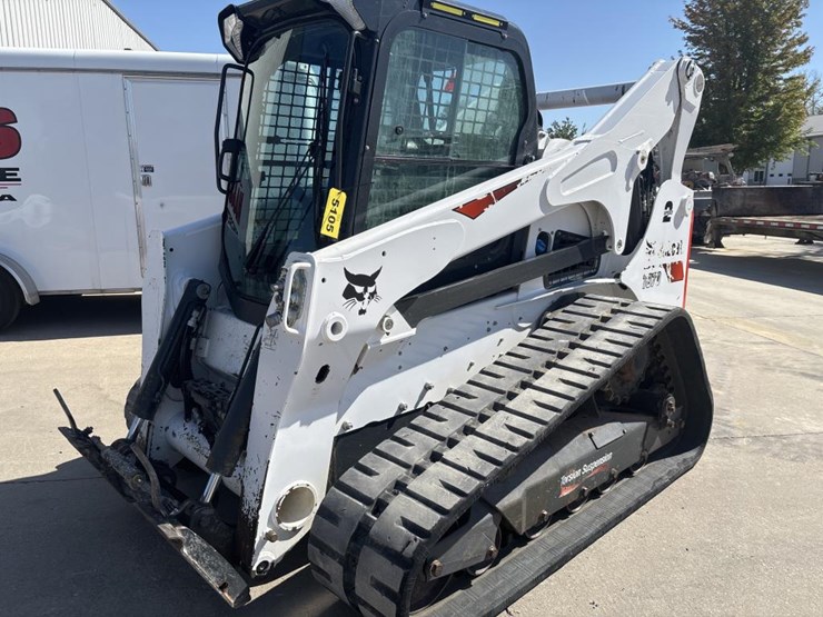 2022-bobcat-t870-image-7