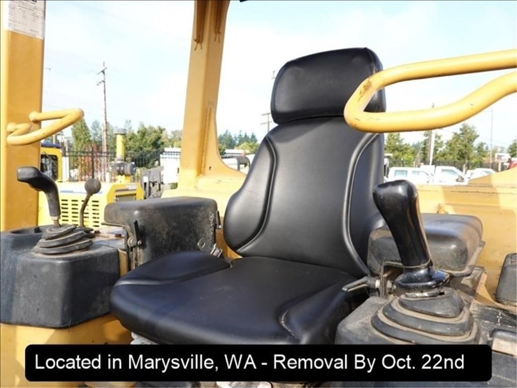 2007-caterpillar-d4g-xl-image-16